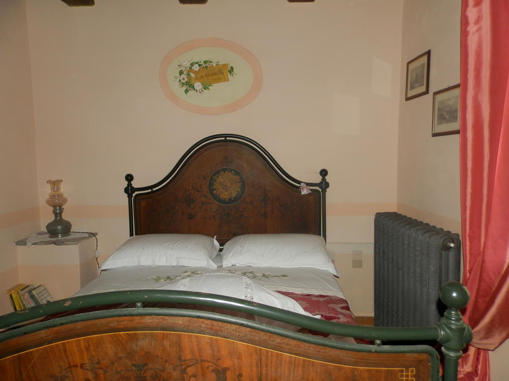 Hotel Residenza Di Paese Castello Del Poggio Ferentillo Habitación foto