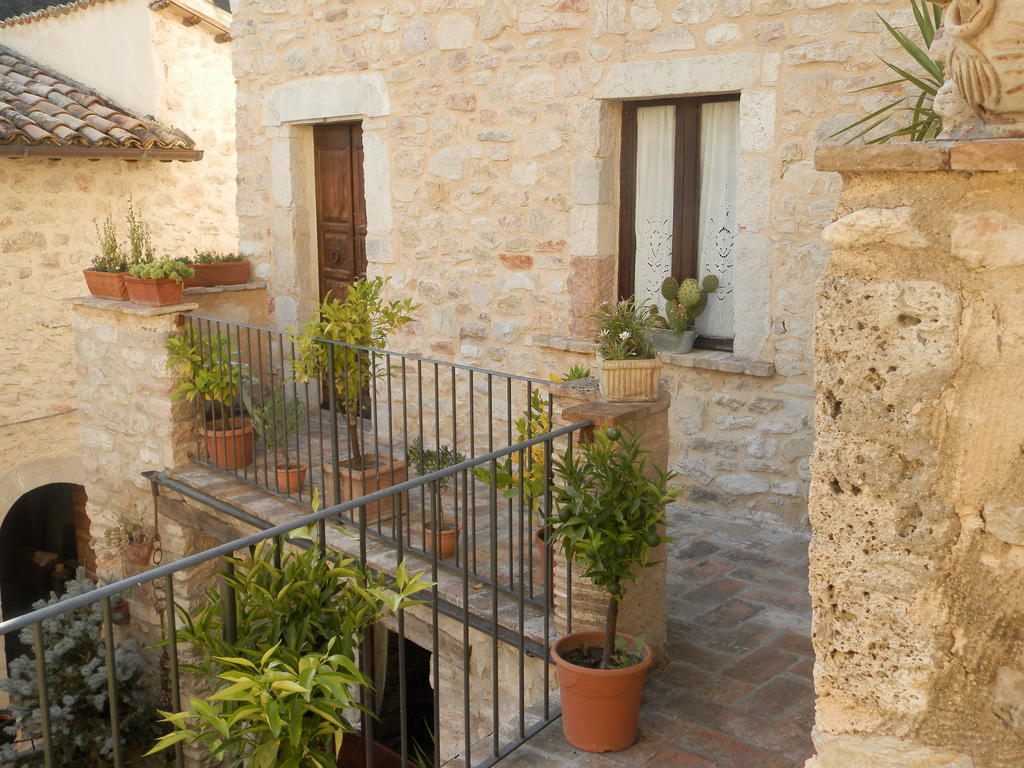 Hotel Residenza Di Paese Castello Del Poggio Ferentillo Exterior foto
